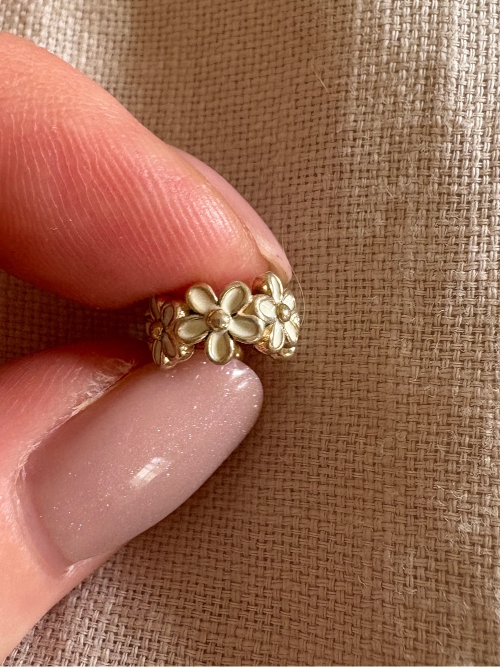 🤍Pandora 🤍 Darling Daisies